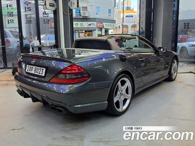 Mercedes-Benz SL-Class 2009 — photo 4