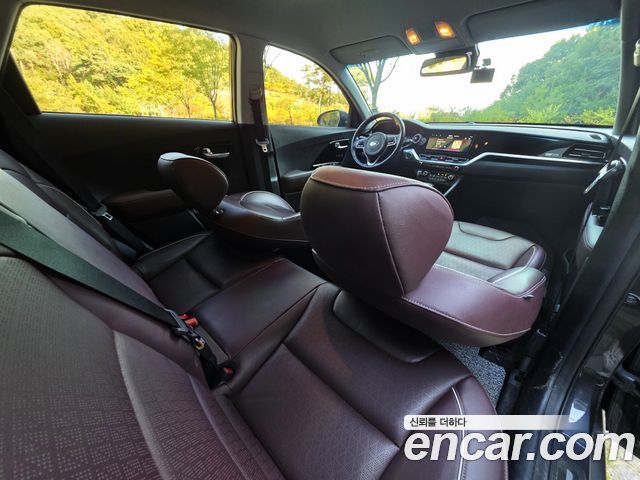 Kia Niro 2020 — photo 15
