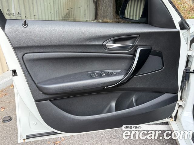 BMW 1-Series 2019 — photo 10