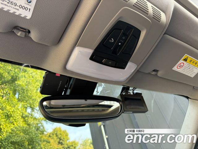 BMW 1-Series 2019 — photo 16