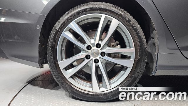 Audi A6 2021 — photo 5