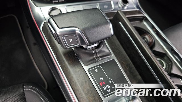 Audi A6 2021 — photo 9
