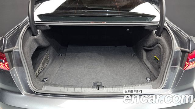 Audi A6 2021 — photo 20