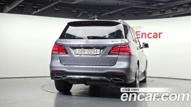 Mercedes-Benz GLE-Class 2016 — photo 4