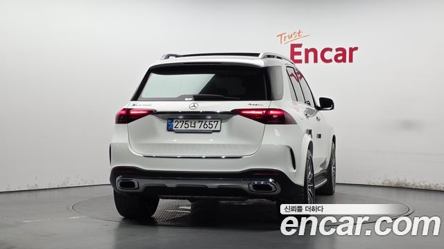Mercedes-Benz GLE-Class 2024 — photo 4