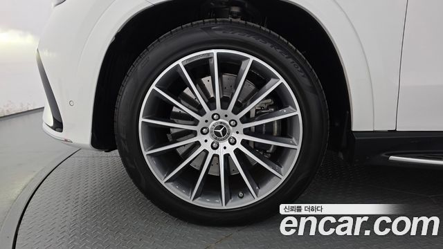 Mercedes-Benz GLE-Class 2024 — photo 5