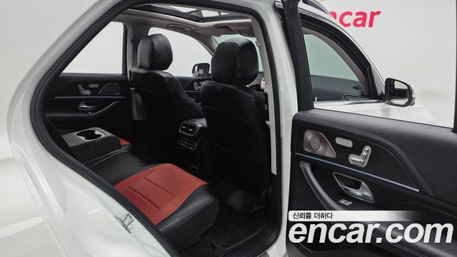 Mercedes-Benz GLE-Class 2024 — photo 18