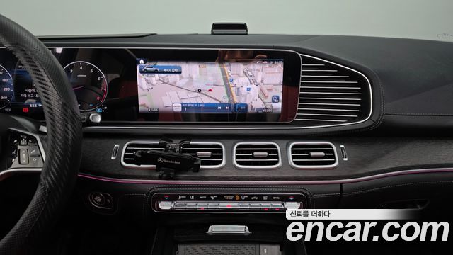 Mercedes-Benz GLE-Class 2024 — photo 20