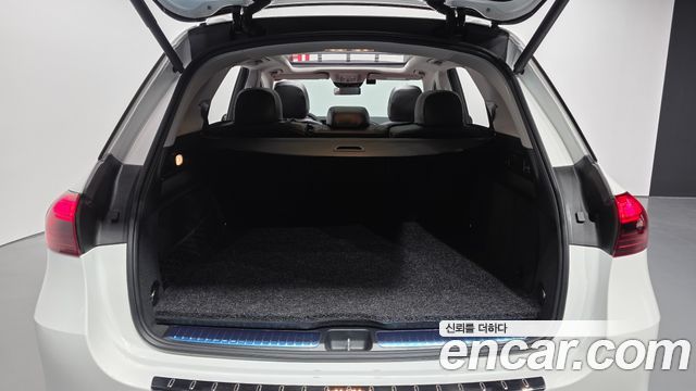 Mercedes-Benz GLE-Class 2024 — photo 26