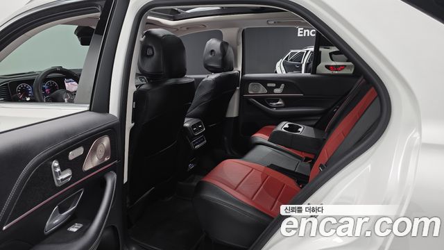 Mercedes-Benz GLE-Class 2024 — photo 16