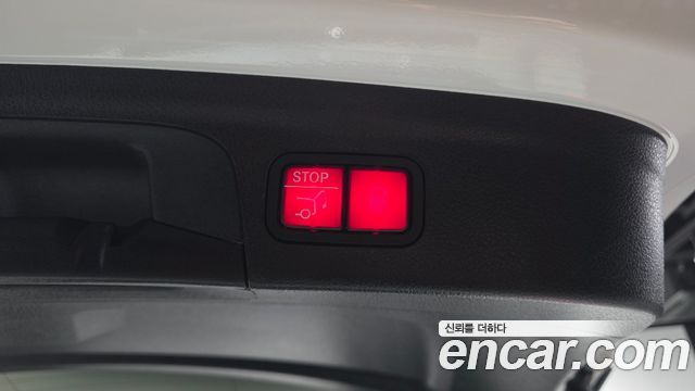 Mercedes-Benz GLE-Class 2024 — photo 34