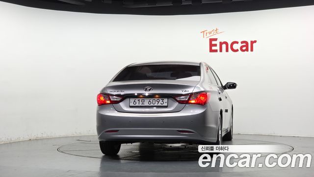 Hyundai Sonata 2011 — photo 4
