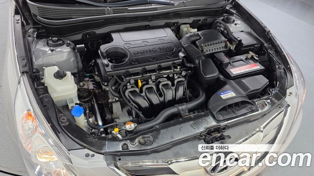 Hyundai Sonata 2011 — photo 6