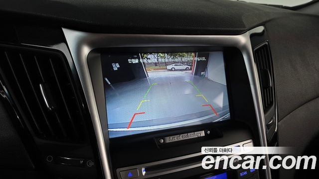 Hyundai Sonata 2011 — photo 17