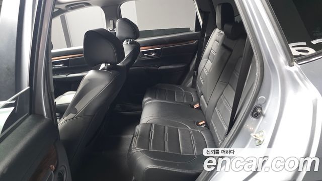 Honda CR-V 2019 — photo 11