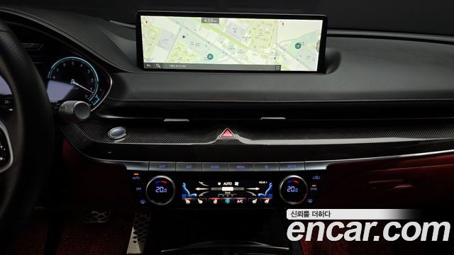 Genesis G80 2022 — photo 20