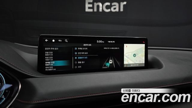 Genesis G80 2022 — photo 24