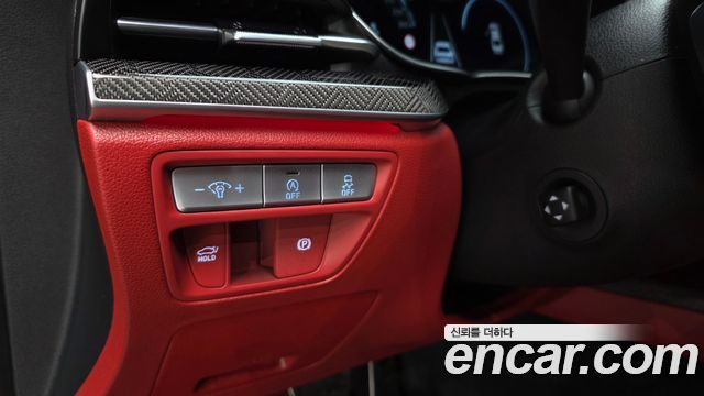 Genesis G80 2022 — photo 28