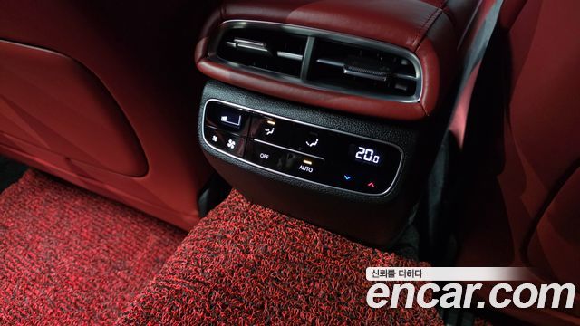 Genesis G80 2022 — photo 32