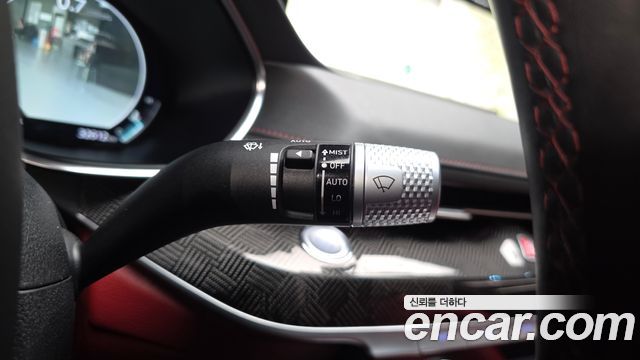 Genesis G80 2022 — photo 37