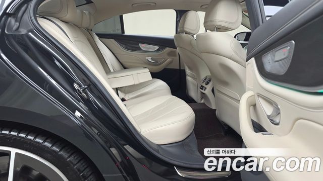 Mercedes-Benz CLS-Class 2020 — photo 17