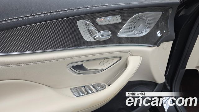 Mercedes-Benz CLS-Class 2020 — photo 23