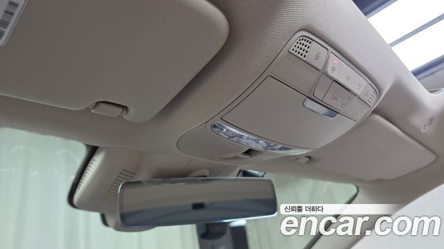 Mercedes-Benz CLS-Class 2020 — photo 25