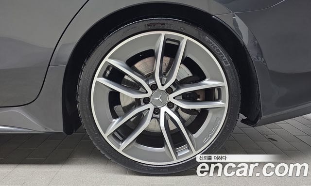 Mercedes-Benz CLS-Class 2020 — photo 7