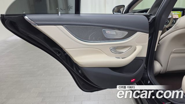 Mercedes-Benz CLS-Class 2020 — photo 15