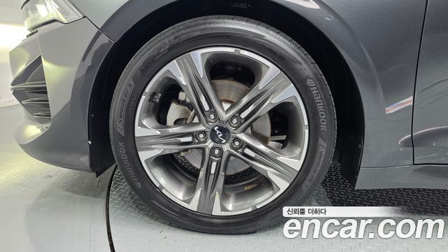 Kia K5 2023 — photo 5