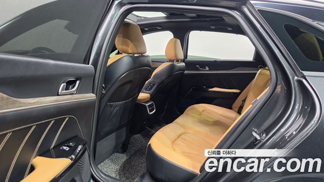 Kia K5 2023 — photo 11
