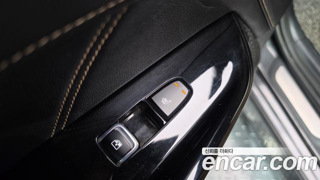 Kia K5 2023 — photo 19
