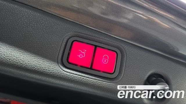 Mercedes-Benz E-Class 2017 — photo 15