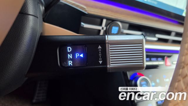 Hyundai Santafe 2024 — photo 12
