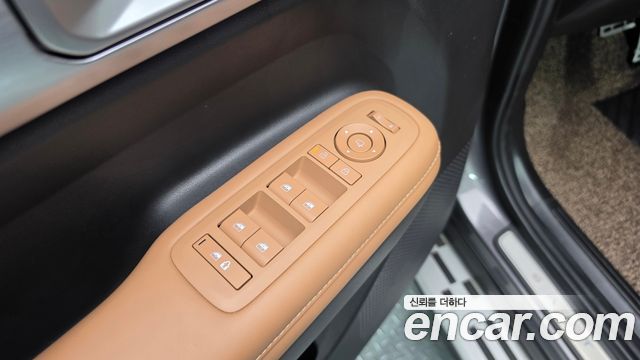 Hyundai Santafe 2024 — photo 30