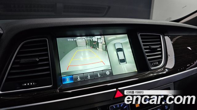 Genesis G80 2018 — photo 20