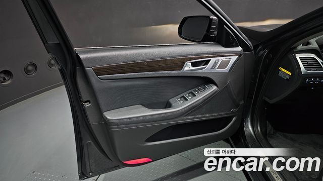 Genesis G80 2018 — photo 14