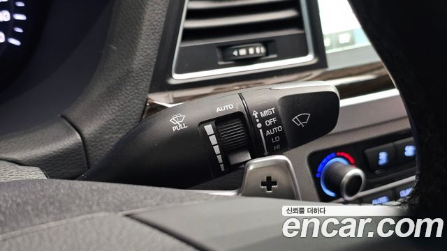 Genesis G80 2018 — photo 27