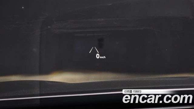 Genesis G80 2018 — photo 30