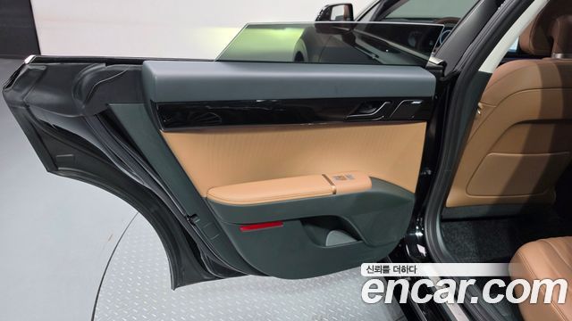 Hyundai Grandeur 2025 — photo 15
