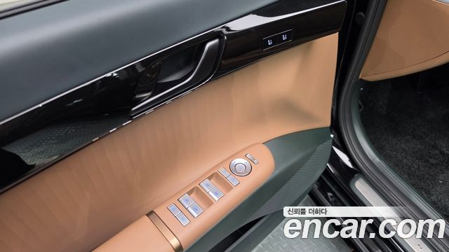 Hyundai Grandeur 2025 — photo 28