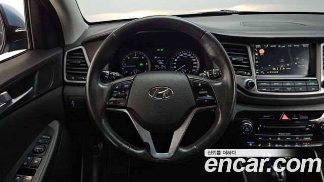 Hyundai Tucson 2016 — photo 13