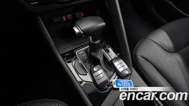 Kia Niro 2018 — photo 12