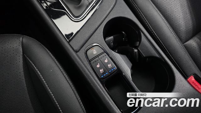 Kia Niro 2018 — photo 24