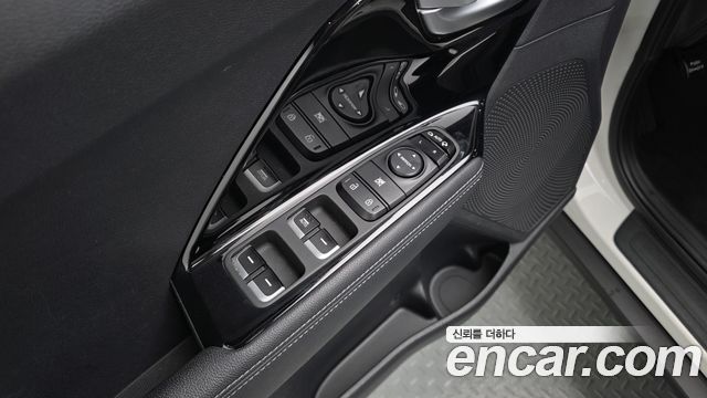 Kia Niro 2018 — photo 28