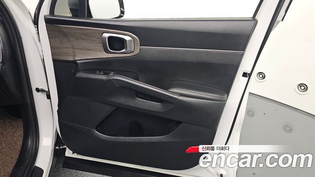 Kia Sorento 2021 — photo 14