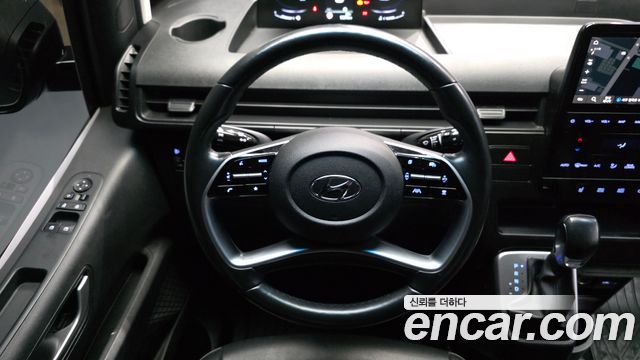 Hyundai Staria 2022 — photo 19