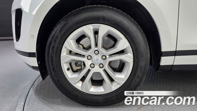 Land Rover Range Rover Evoque 2021 — photo 5