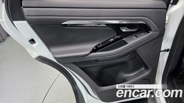 Land Rover Range Rover Evoque 2021 — photo 15