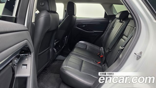 Land Rover Range Rover Evoque 2021 — photo 16
